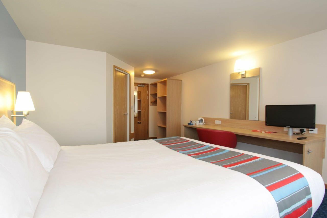 Travelodge Leatherhead Exterior foto